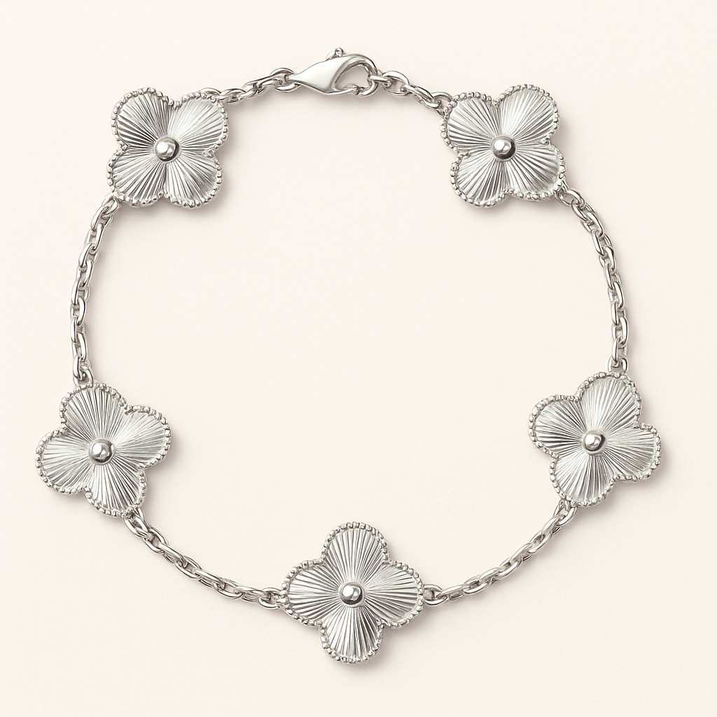 The Iconic Clover Bracelet