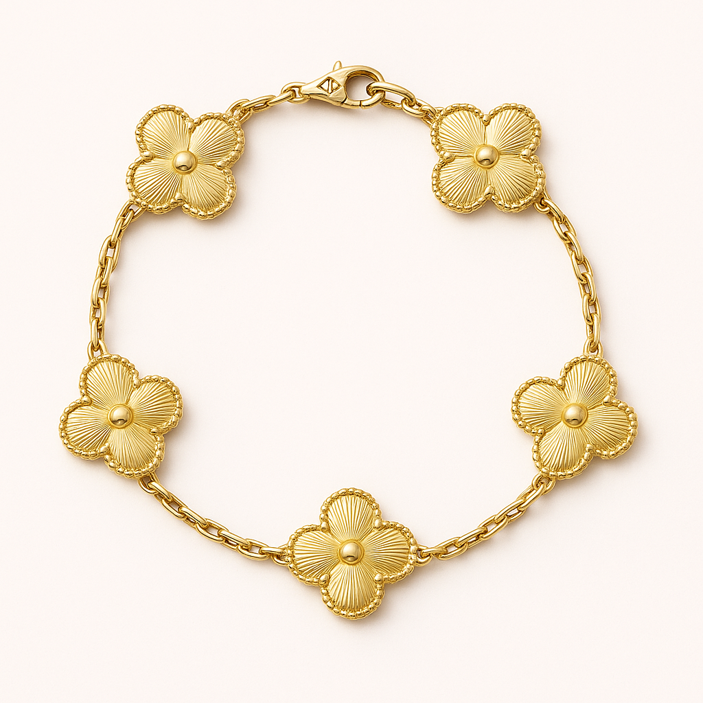 The Iconic Clover Bracelet